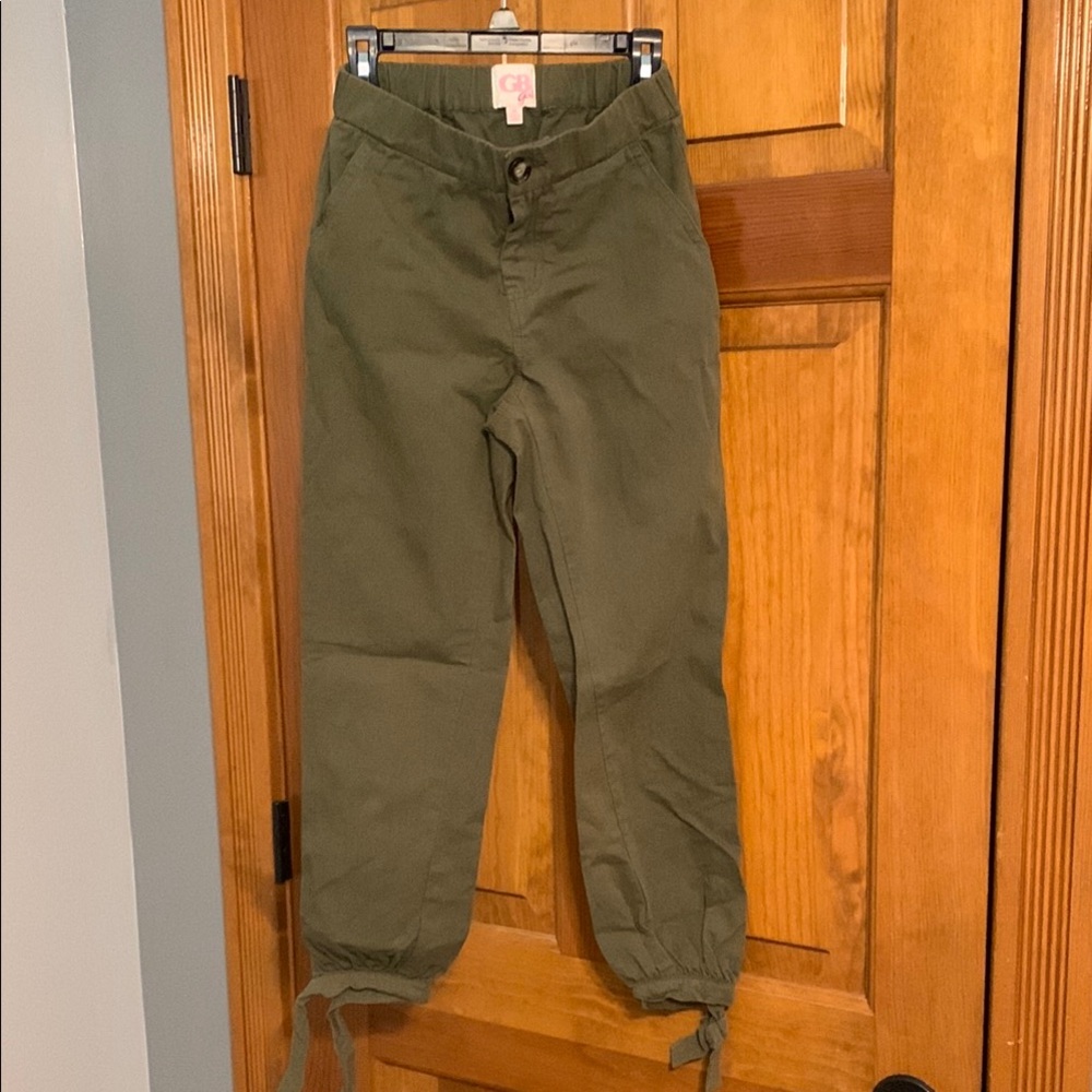 GB Girls Green Casual Capri Pants